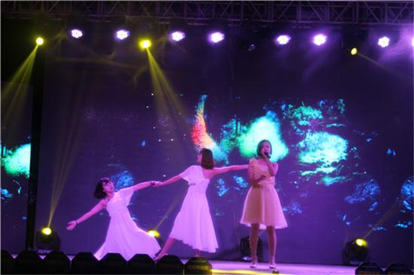 1449212812615096.jpg e.jpg