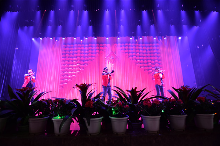 1451897657987192.jpg 20151230051010777_big.jpg